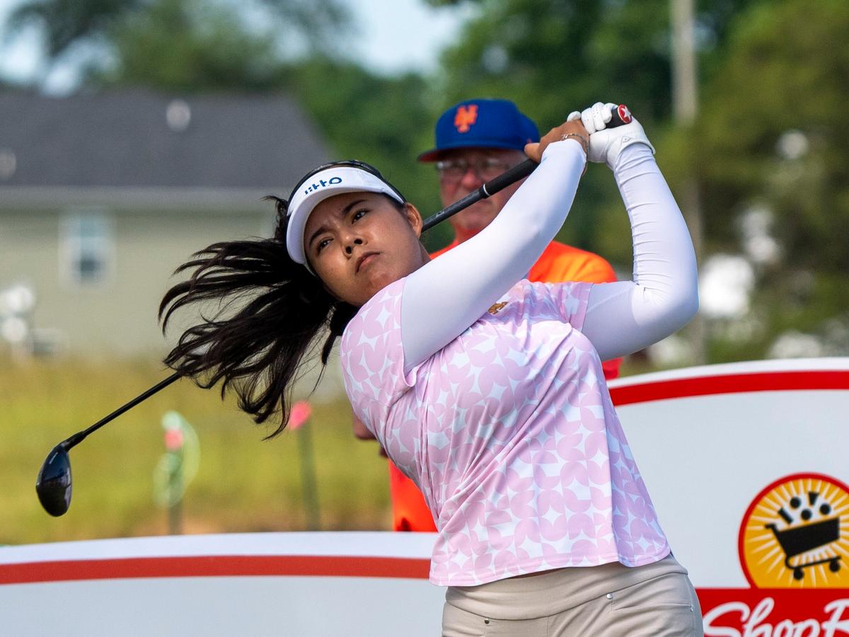 Aprichaya Yubol Shoots a Career-Best 61 to Take the First-Round Lead at ShopRite LPGA Classic