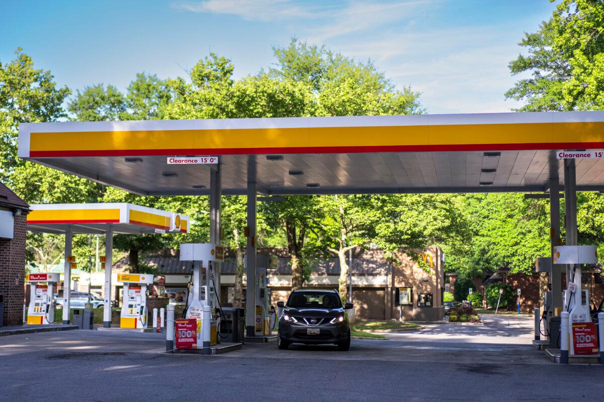 A gas station in Columbia, Md., on June 8, 2024. (Madalina Vasiliu/The Epoch Times)