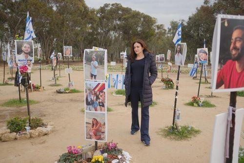 Remembering those who died. (Kastina Communications)