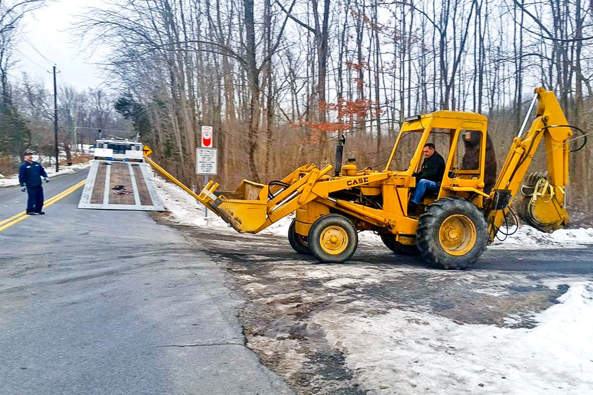 Ex-Police Officer Who Once Shared Cell With Jeffrey Epstein Gets Life in Prison for 4 Murders