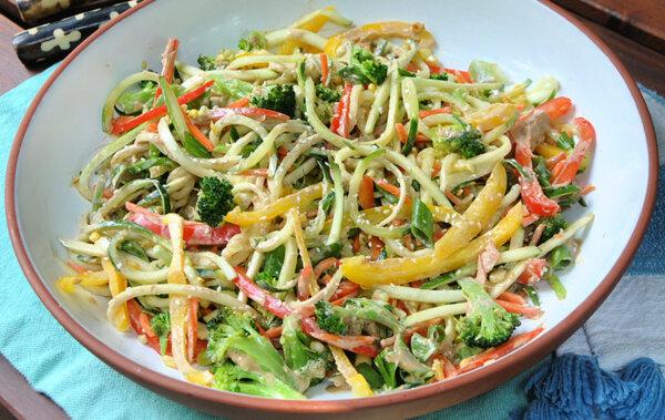 A zucchini noodle salad with an East Asian-inspired tahini-ginger dressing is an easy, low-carb summer dish. (Gretchen McKay/Pittsburgh Post-Gazette/TNS)