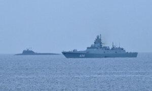 US Submarine Makes Routine Stop in Cuba As Russia Holds Drills