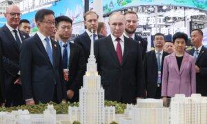 Lawmakers Press Jake Sullivan to Disclose Whether Russia Shares US Weapons Intel With CCP