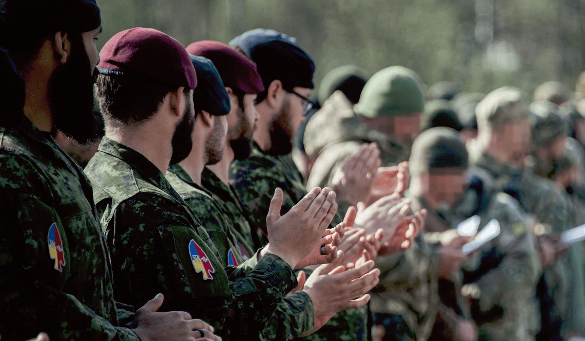 Canadian Military Tightens Personal Appearance Rules