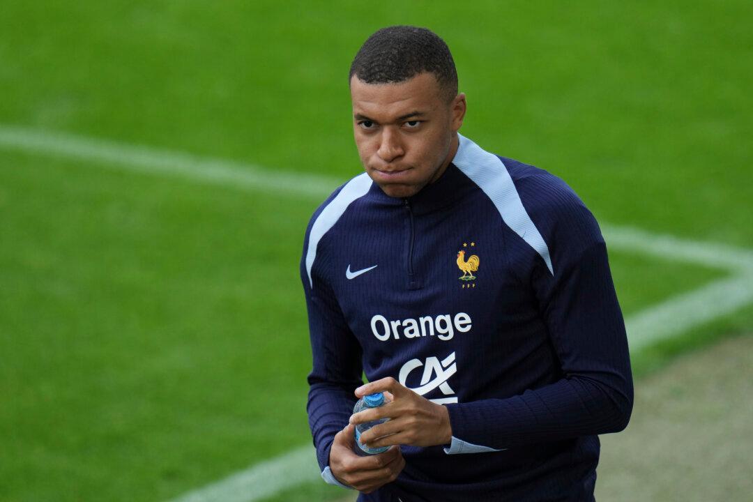 Mbappé Wants to Erase Bad Memory of Decisive Penalty Miss and Leave Euro 2024 as a Champion