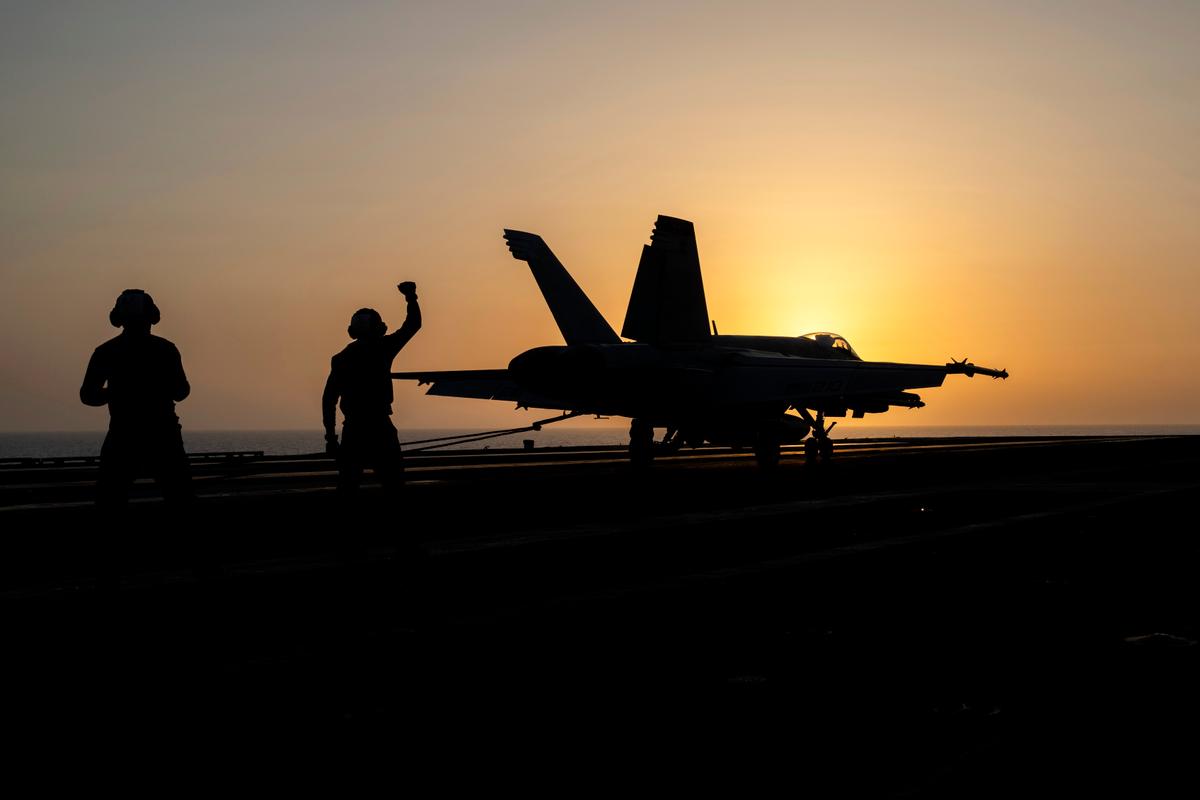 US Forces Destroy Houthi Radars, Drones Following Attacks on Commercial Ships in Red Sea