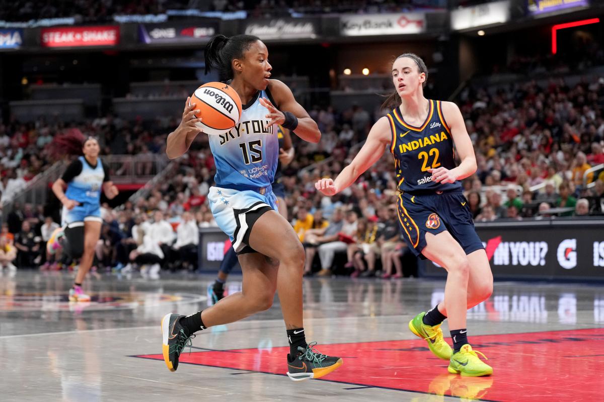 Caitlin Clark Overcomes Another Physical Game by Scoring 23 Points to Lead Fever Past Sky 91-83