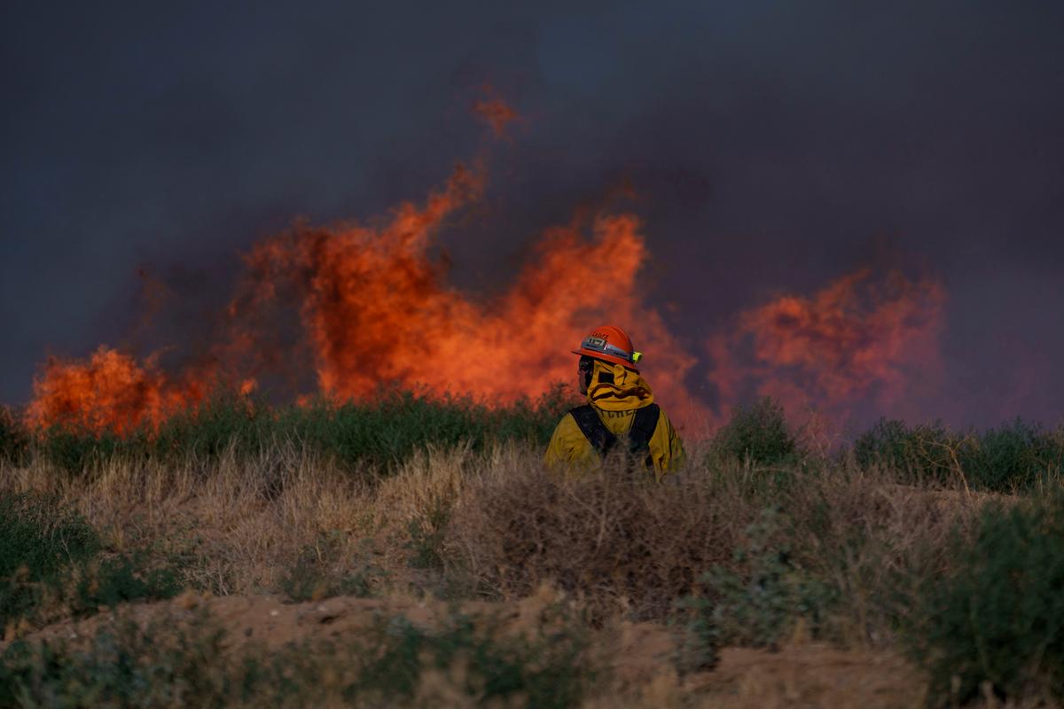 Fork Fire Above Glendora 30 Percent Contained Amid Extreme Heat