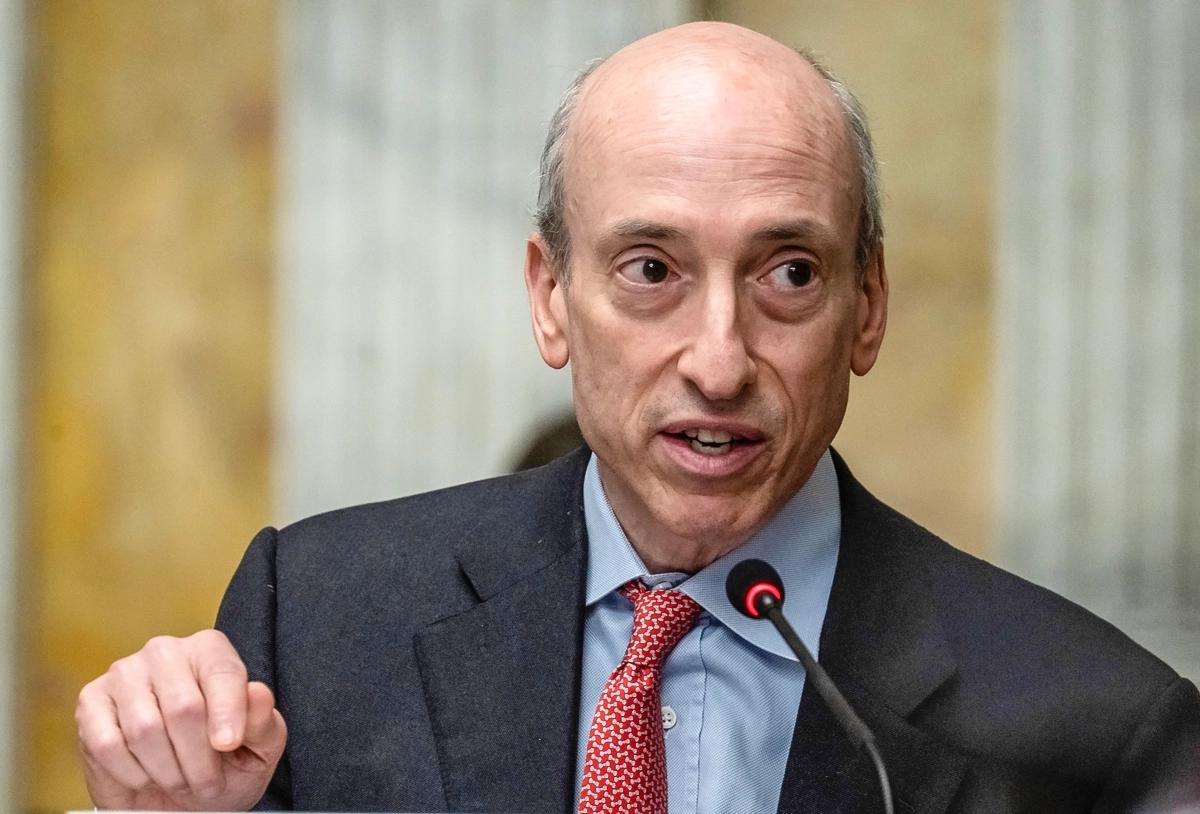 SEC Urged to Not Tell US Companies to Comply With Alternative Climate-Disclosure Rules