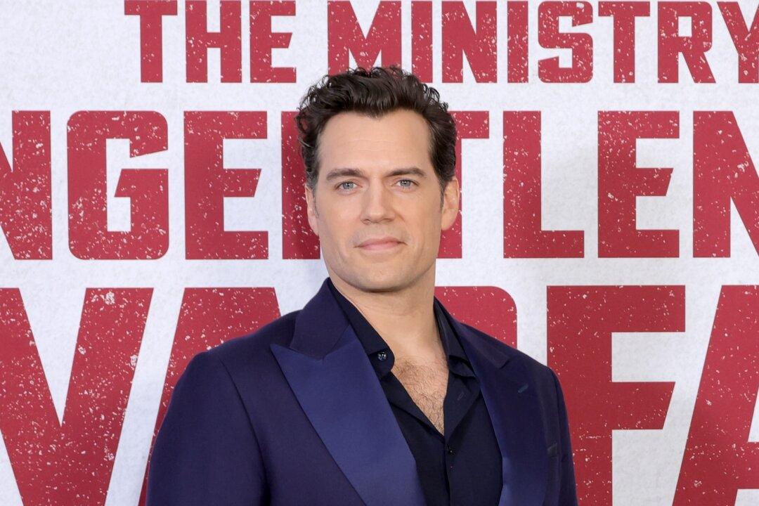 Dad-to-Be Henry Cavill Seeks Fatherhood Tips