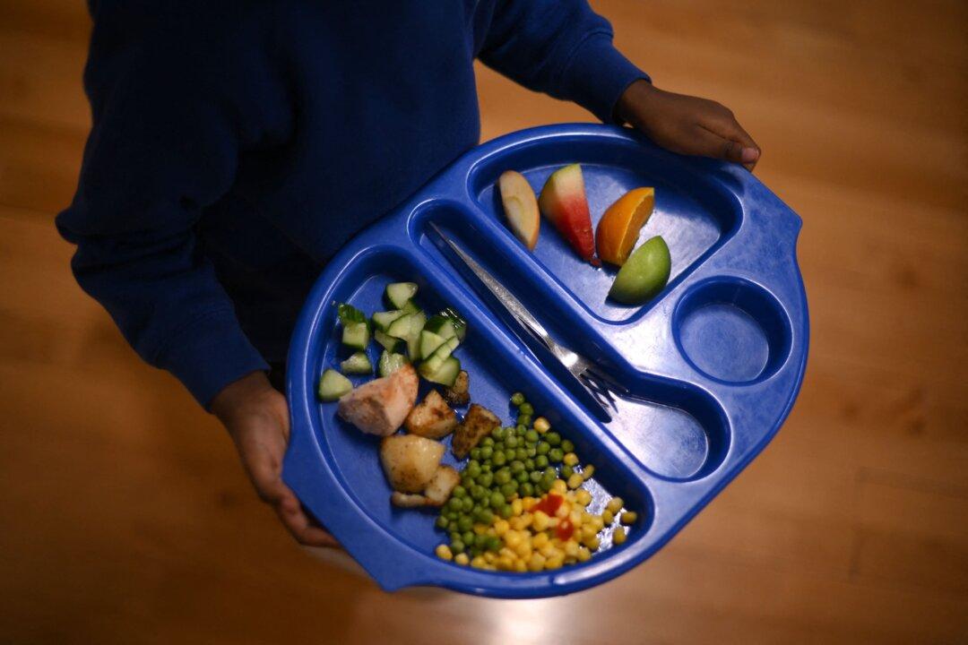 Ban on School Lunch Processing Fees Set for 2027 Start