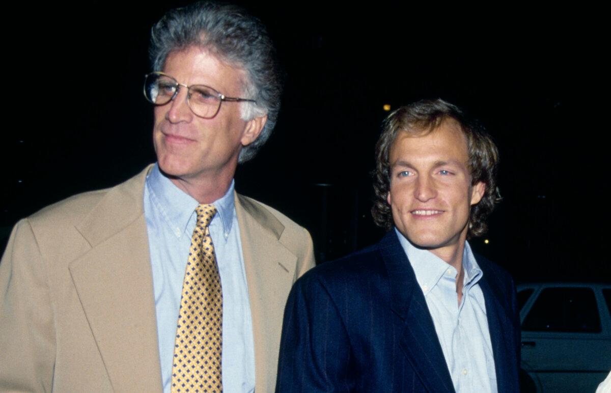 Actors Ted Danson and Woody Harrelson at the Samuel Goldwyn Theater in Beverly Hills, Calif., April 6, 1993. (Vinnie Zuffante/Getty Images)