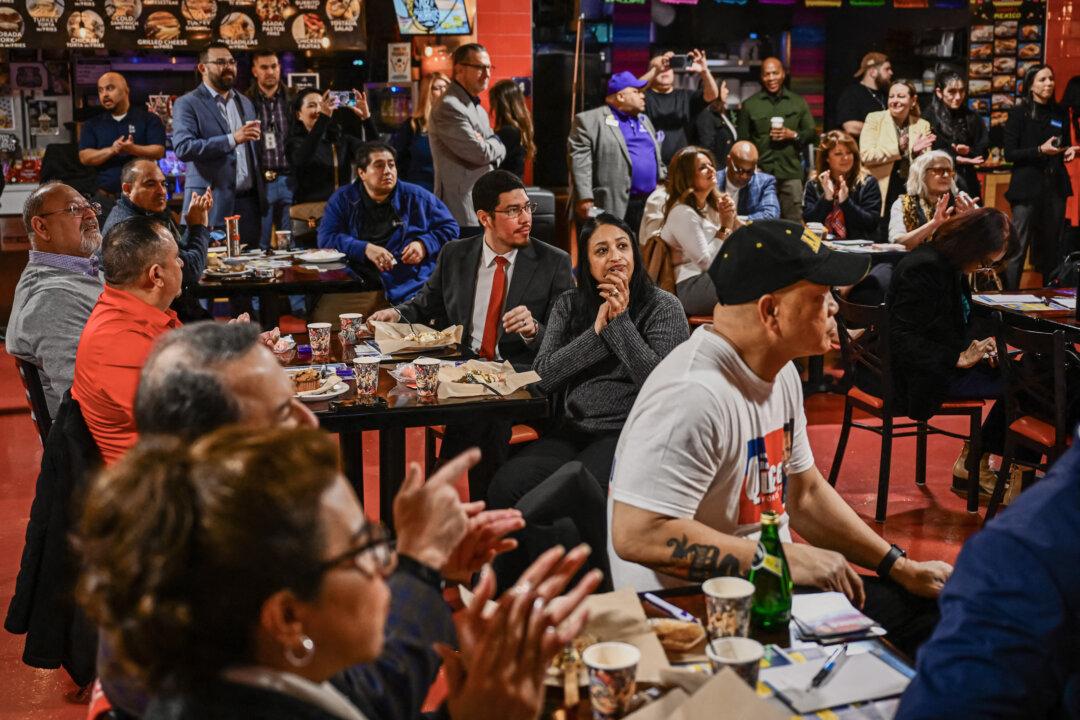 Earning the Hispanic Vote: A Call for Candidates to Prioritize Small Business