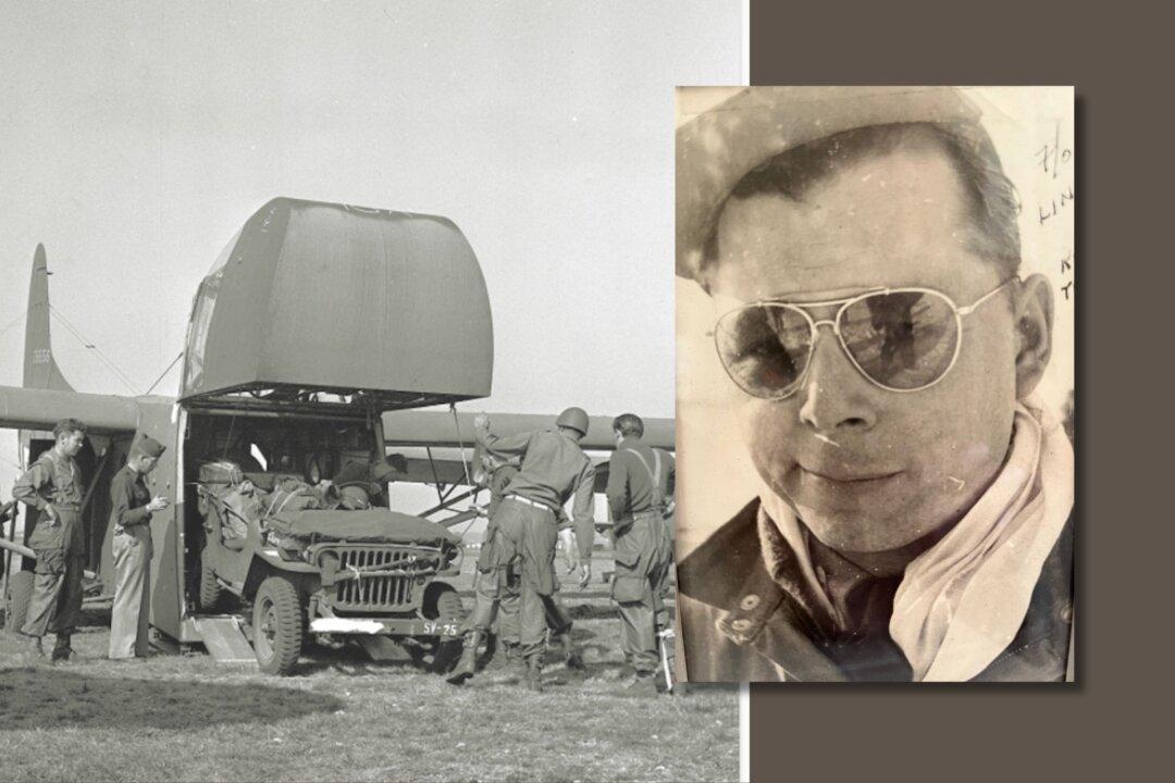 Reader Celebrates Her Father’s Heroic Deeds as a D-Day Glider Pilot