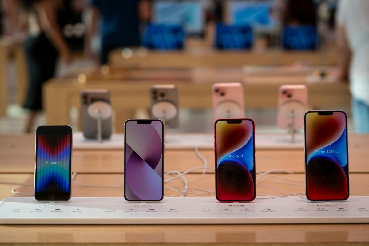 Apple products at an Apple Store in Columbia, Md., on June 20, 2024. (Madalina Vasiliu/The Epoch Times)