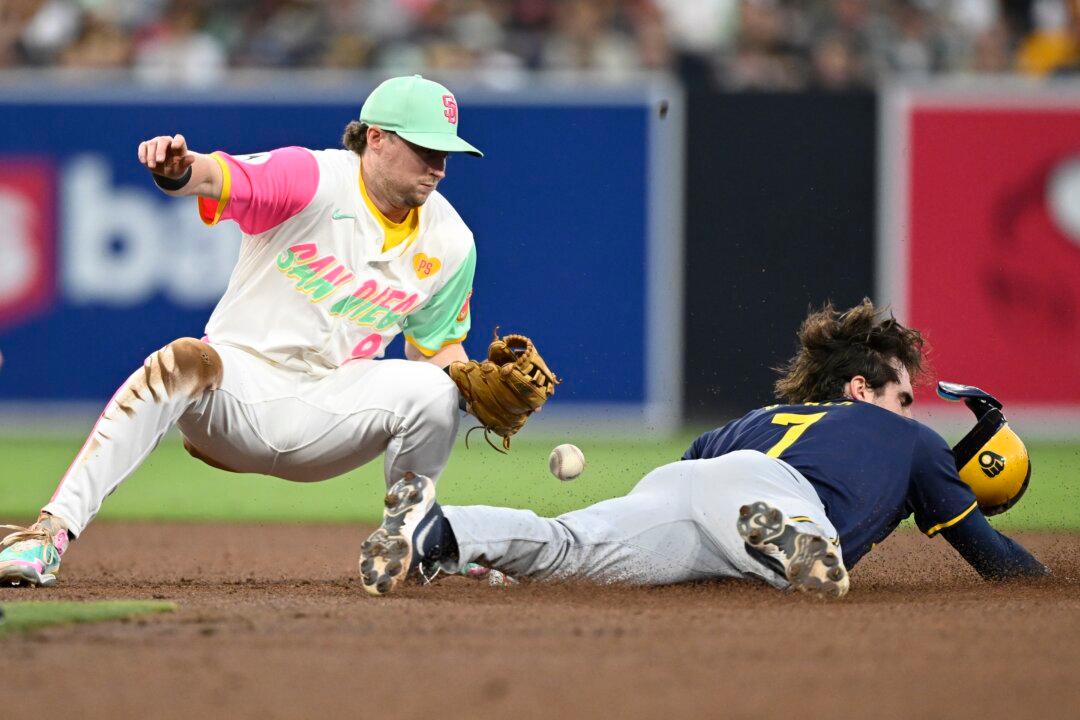 Cronenworth Homers and Has a Career-High 5 Hits as the Padres Beat the Brewers 9–5, Lose Tatis