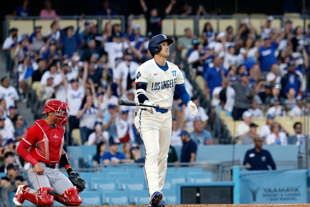 Glasnow Strikes Out 10 and Ohtani Homers Against His Old Team in Dodgers’ 7–2 Win Over Angels