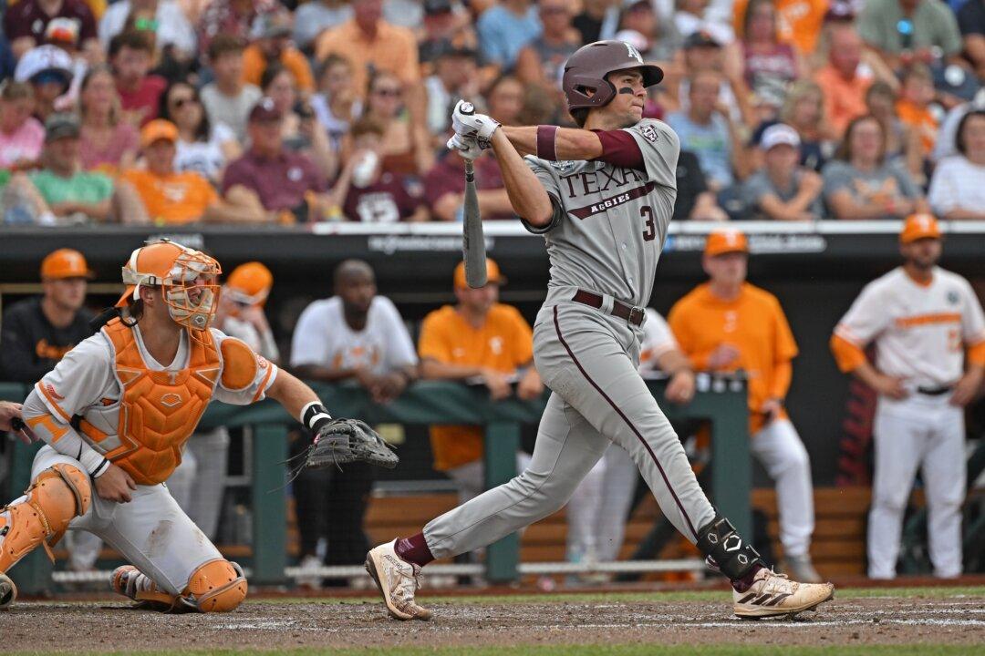 Texas A&M Outslugs Tennessee, One Win From First MCWS Title