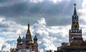 Kremlin Casts Doubt on Temporary Cease-fire Plan as US Negotiators Arrive in Moscow