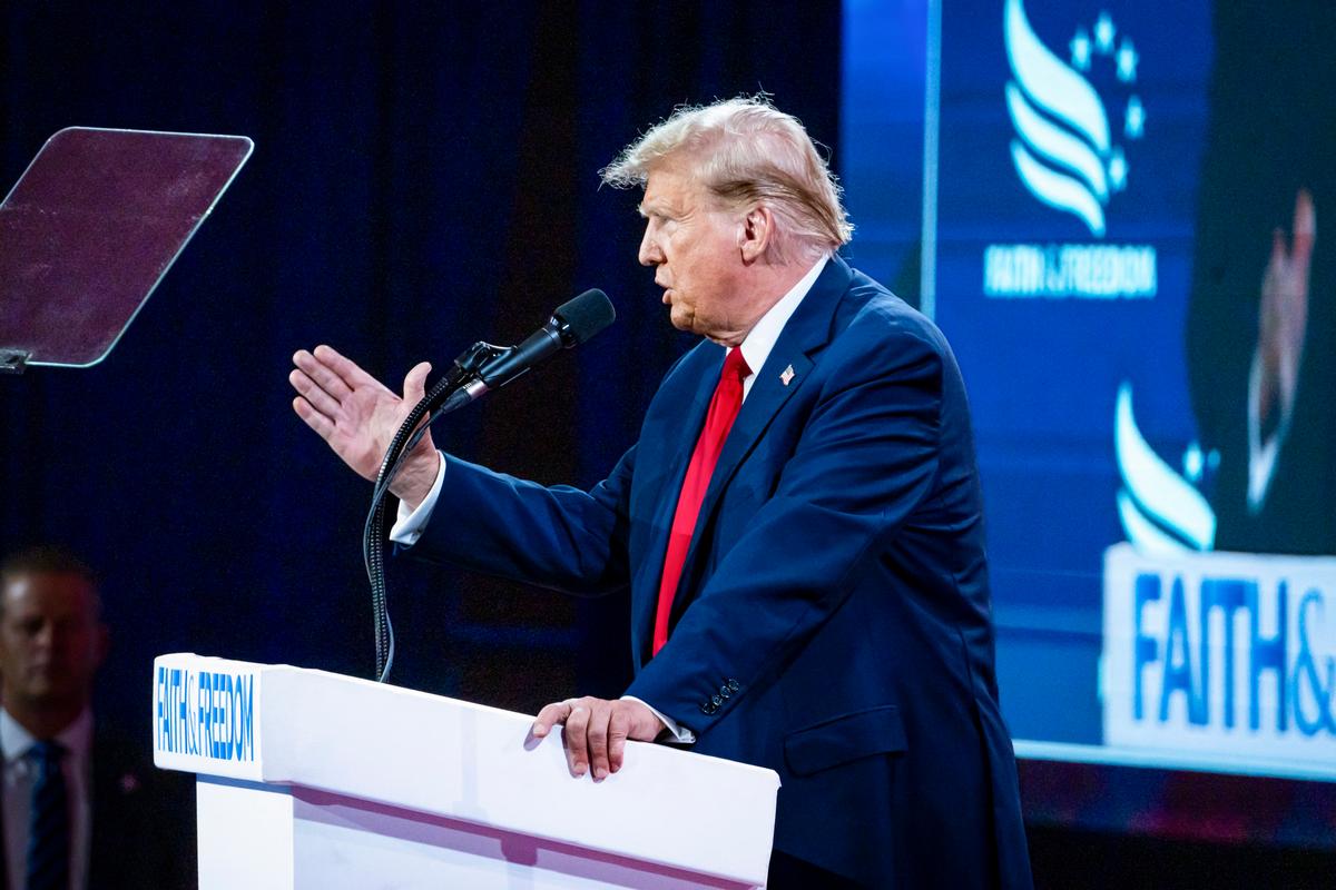 Republican Megadonors Help Trump to Massive Fundraising Haul in May: Filings