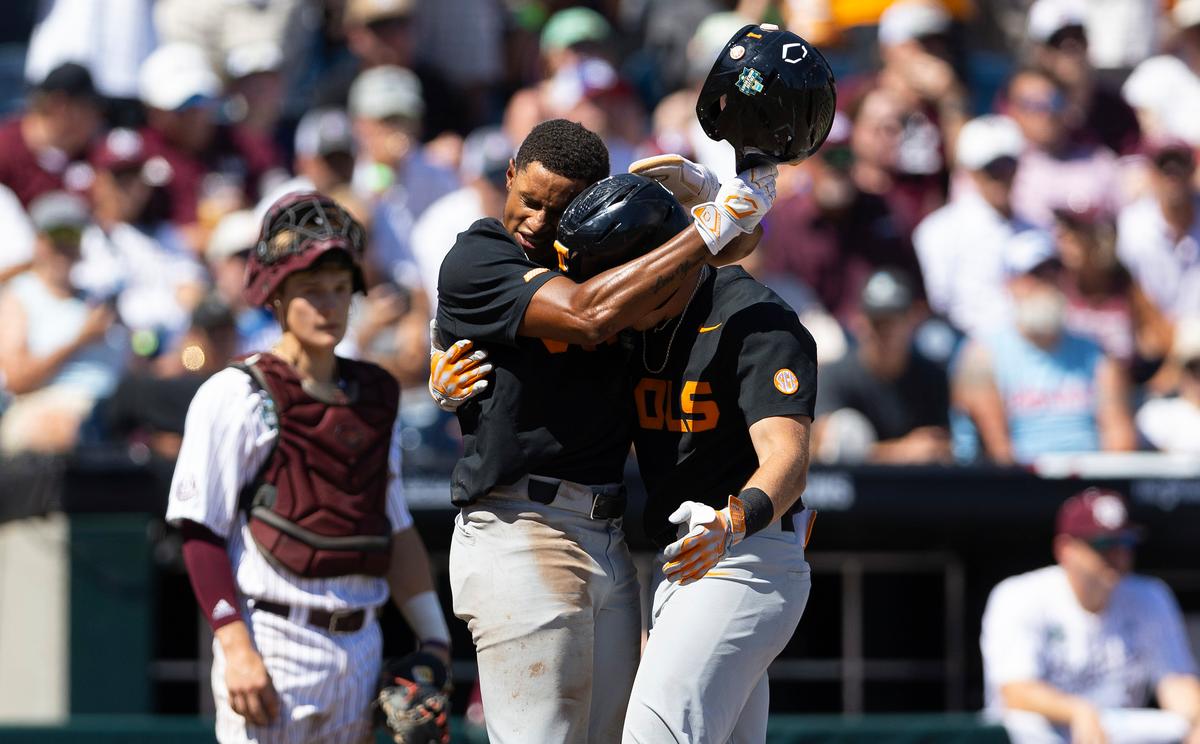 Tennessee Tops Texas A&M, Forces College World Series Finals to Decisive Third Game