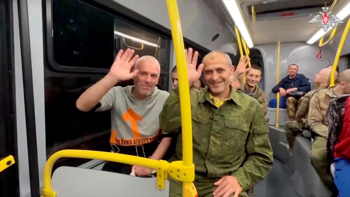 Russia, Ukraine Each Return 90 Prisoners of War