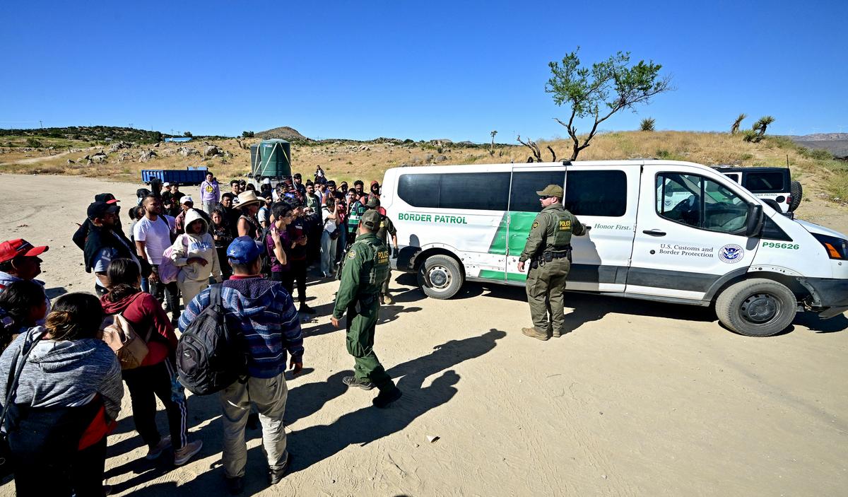 DHS Revokes Temporary Legal Status of 530,000 Immigrants