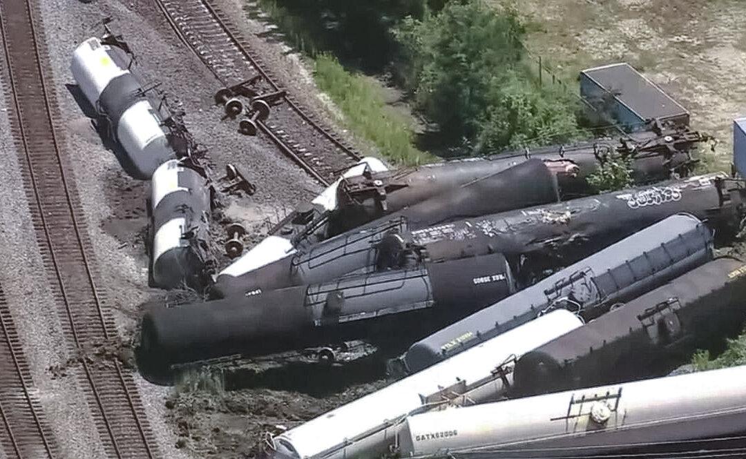 Freight Train Derails in Chicago Suburb, Prompting Temporary Evacuation