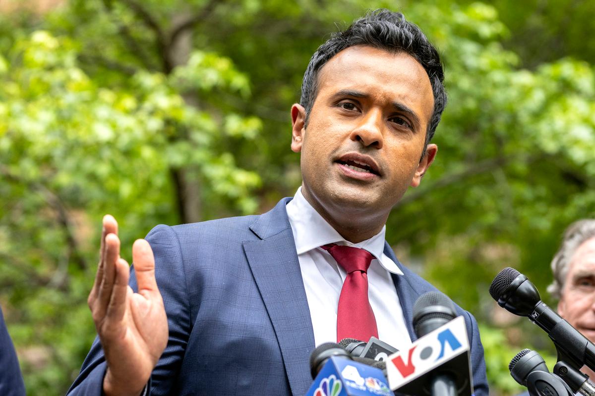 Man Charged With Threatening to Kill Presidential Candidates Found Dead as Jury Was Deciding Verdict