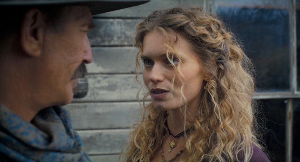 Horse trader Hayes Ellison (Kevin Costner) and Marigold (Abbey Lee), in "Horizon: An American Saga–Chapter 1." (Warner Bros. Pictures)