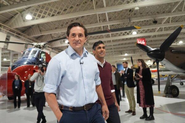 Prime Minister Rishi Sunak(R) with Minister for Veterans' Affairs Johnny Mercer during a Q&A event with veterans in north west London on April 12, 2024. (Stefan Rousseau/PA Wire)