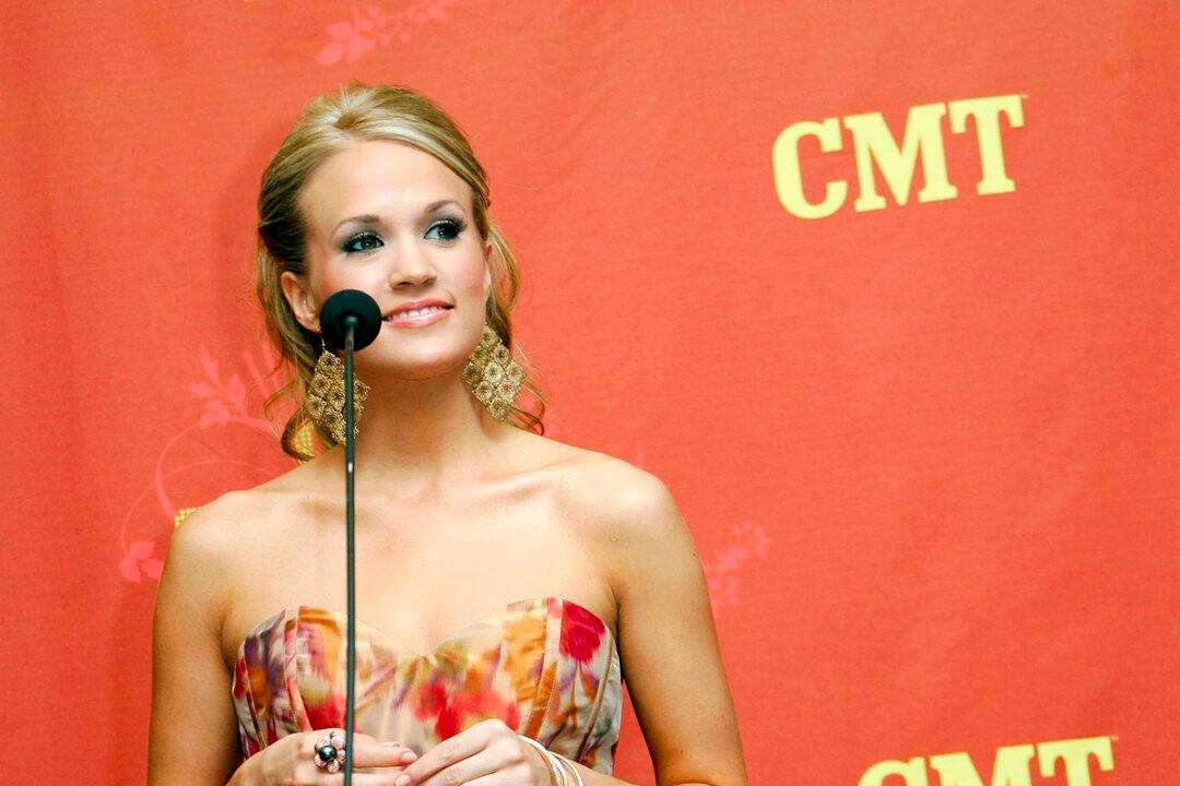 ‘Jesus, Take the Wheel’: Carrie Underwood’s Faith-Based Hit