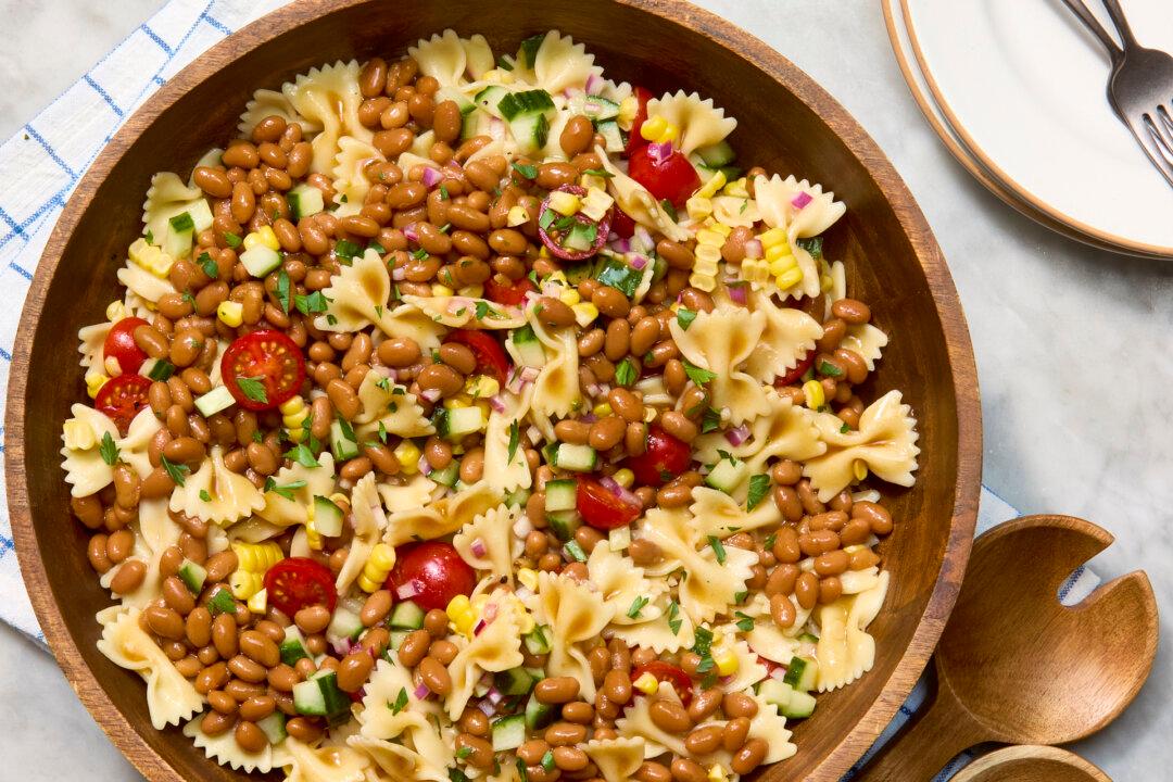 A Marriage of Two Classic Cook-Out Dishes Will Have Everyone Asking for More