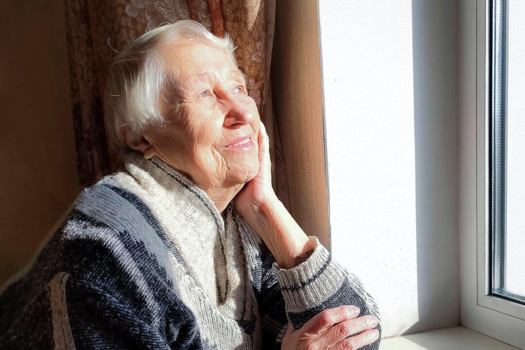 Should Alzheimer’s Be Treated Before It Becomes Symptomatic? Experts Weigh In