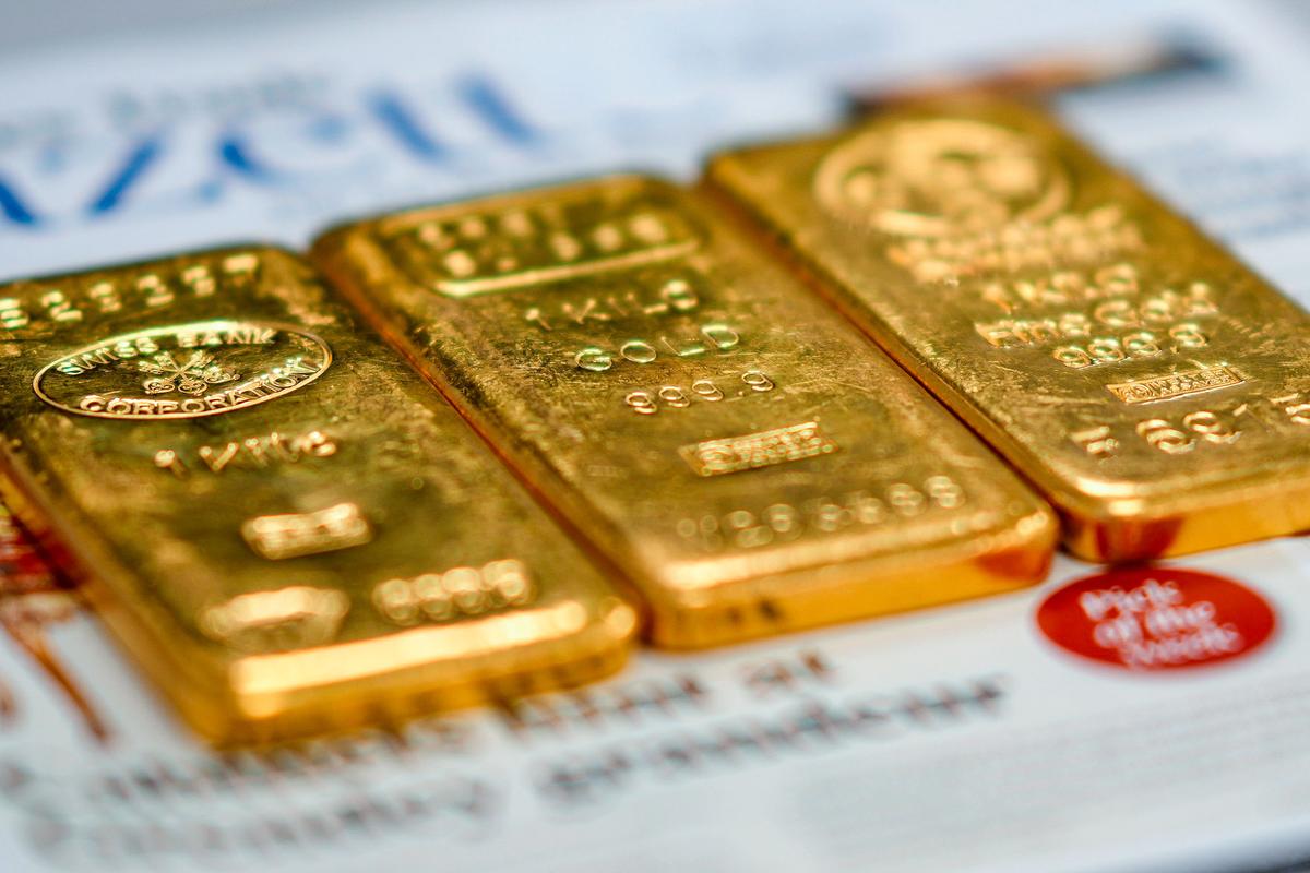 Gold Prices Hit Highest for a Month at $2,400 per Ounce