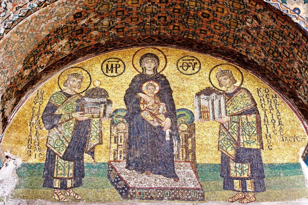 Snails, Ships, and Caesars: Why Purple Is the Color of Royalty