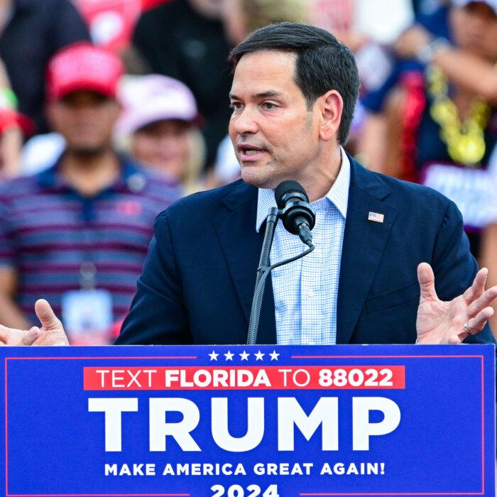 Trump Puts Spotlight on Rubio at Florida Rally Amid VP Speculation