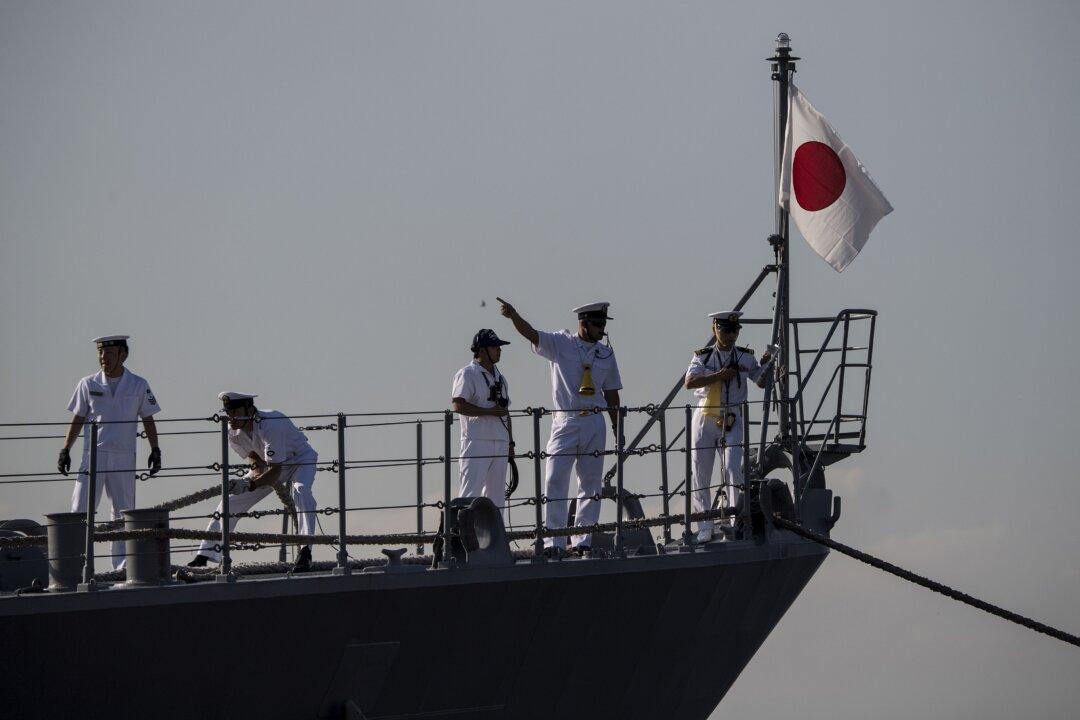 Japan’s 1st Asian Military Access Agreement Is Ratified by Philippines