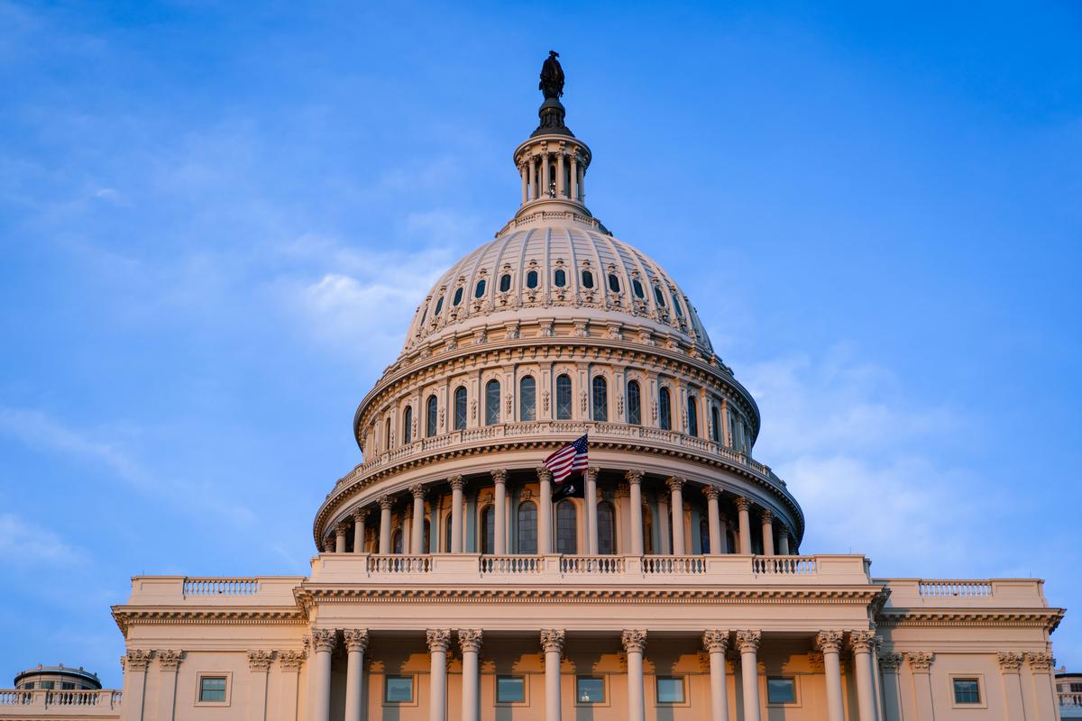 In Competitive Senate Races, Democrats Lead Republicans by $36 Million in Cash: Filings