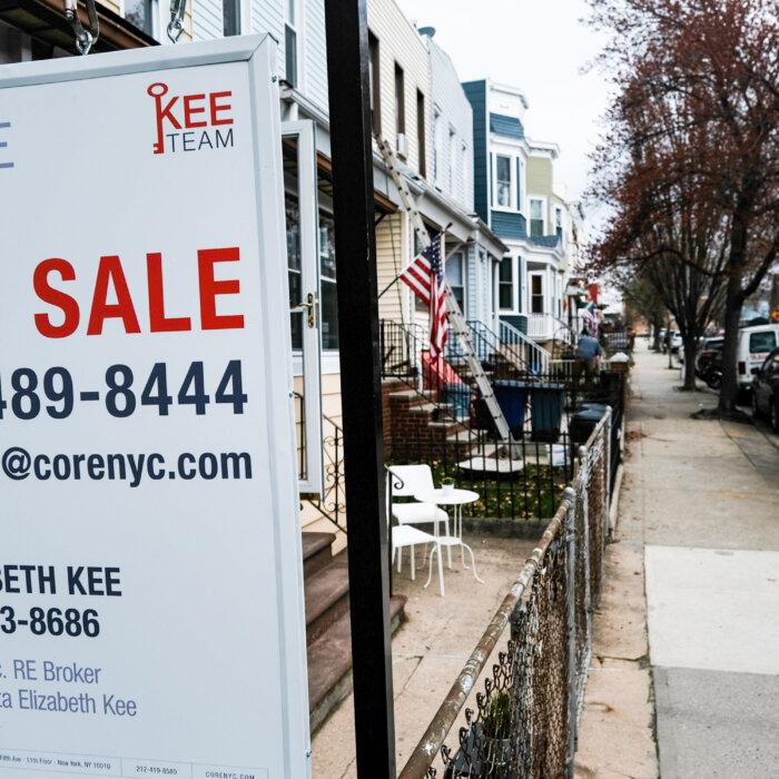 Building Permits for Apartments Declined Nearly 30 Percent Since Pandemic: Report