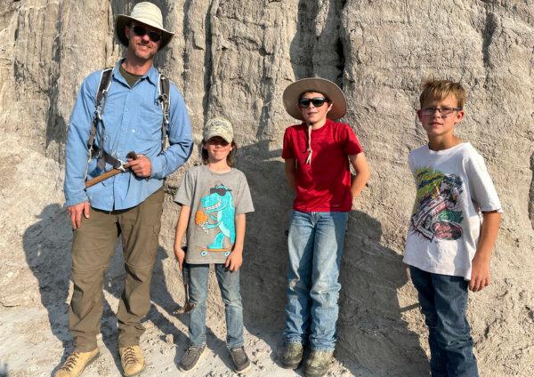 Taking the Kids: Kids Discover a Rare ‘Teen Rex’ in the Badlands of North Dakota