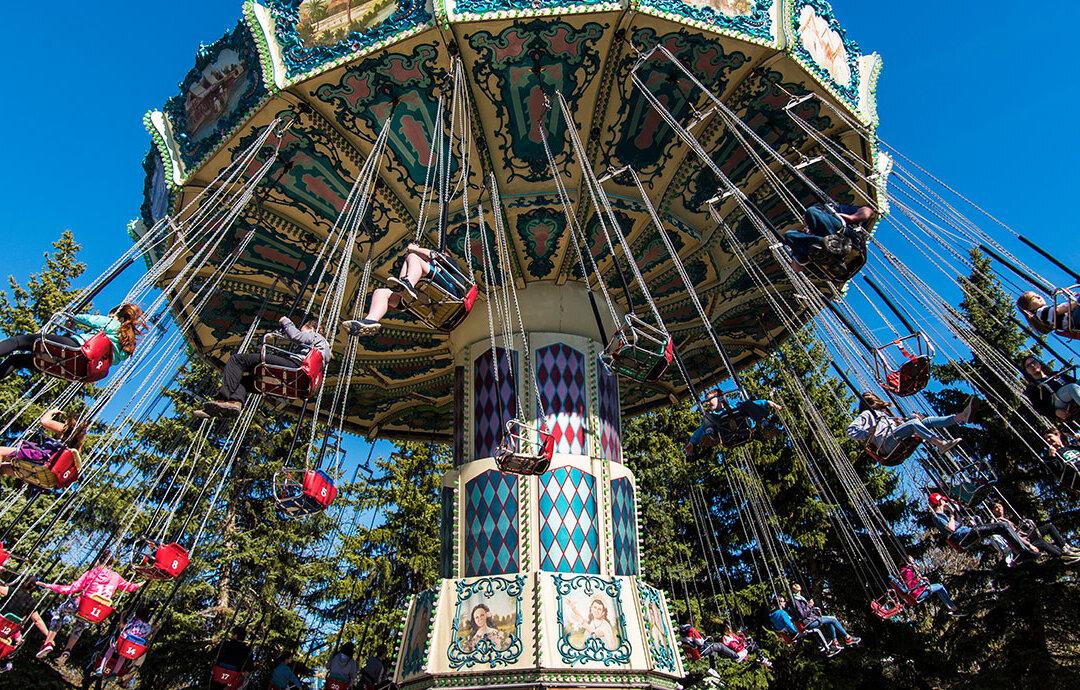 Teen Injured After Falling From Ride at Canada’s Wonderland | The Epoch ...