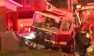 2 Fire Tanker Trucks Heading to Large Warehouse Blaze Crash, Injuring 7 Firefighters