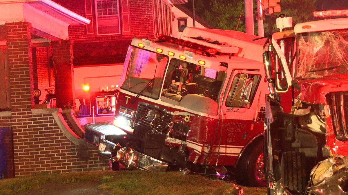 2 Fire Tanker Trucks Heading to Large Warehouse Blaze Crash, Injuring 7 Firefighters