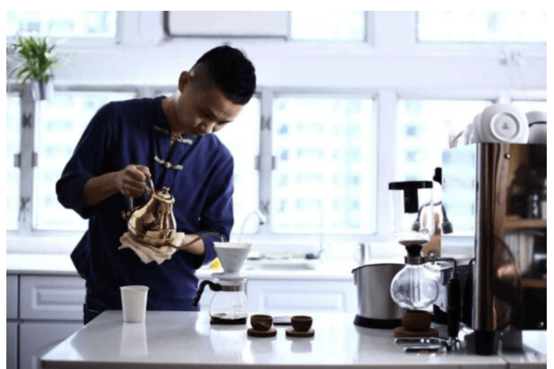 Coffee-Loving Hong Kong Barista Makes a Fresh Start in the UK