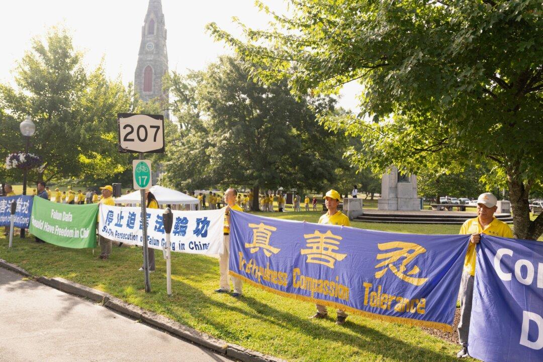 Goshen Rally Calls for End to 25-Year Persecution of Falun Gong in China