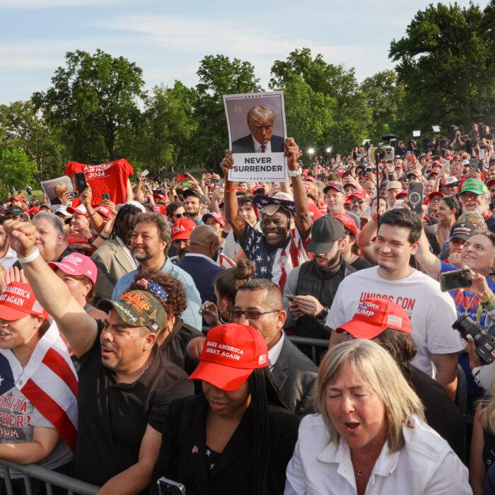 Will Trump’s 2024 Gains Among Latinos Hold in the Midterms?