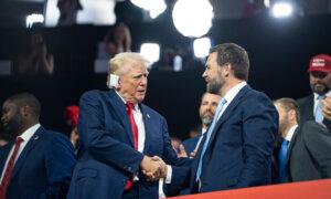 Trump, Vance Steal Show at RNC