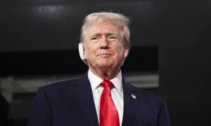 RFK Jr. Apologizes After Conversation With Trump Is Leaked