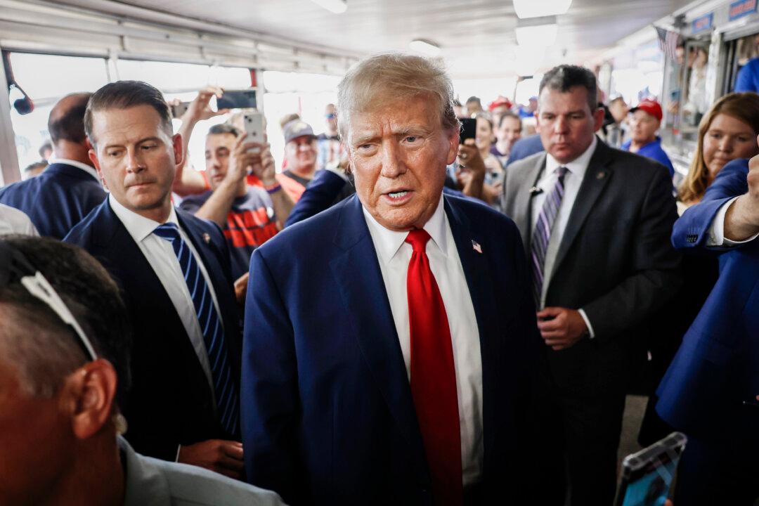 America in Brief: Federal Judge Dismisses Trump Documents Case